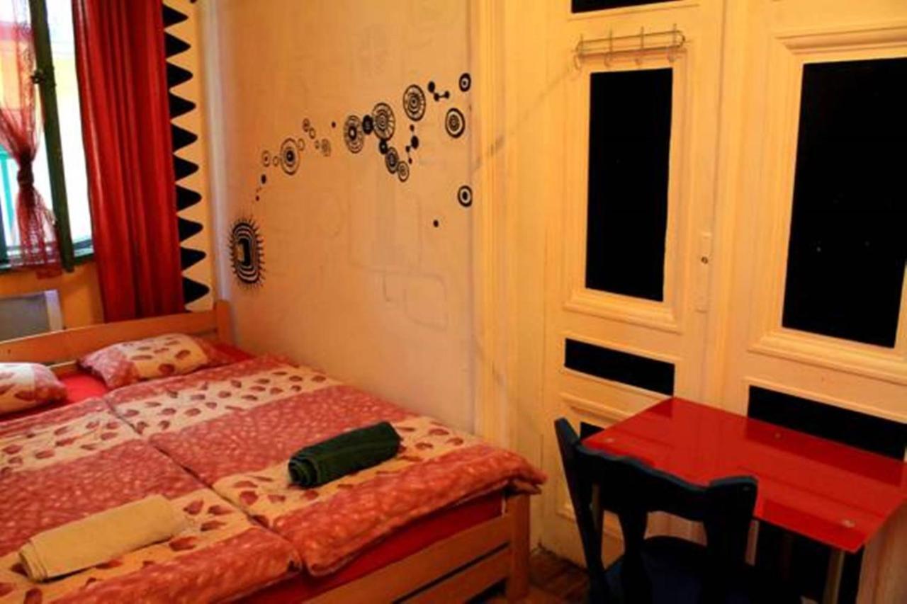 Downtown Hostel Budapeszt Pokój zdjęcie