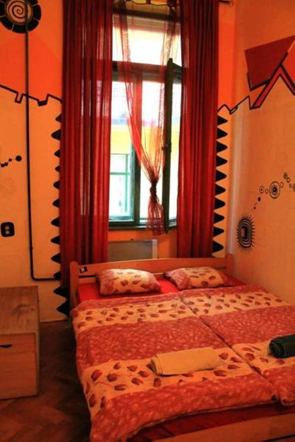 Downtown Hostel Budapeszt Pokój zdjęcie